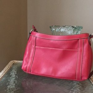 Liz&co magenta handbag